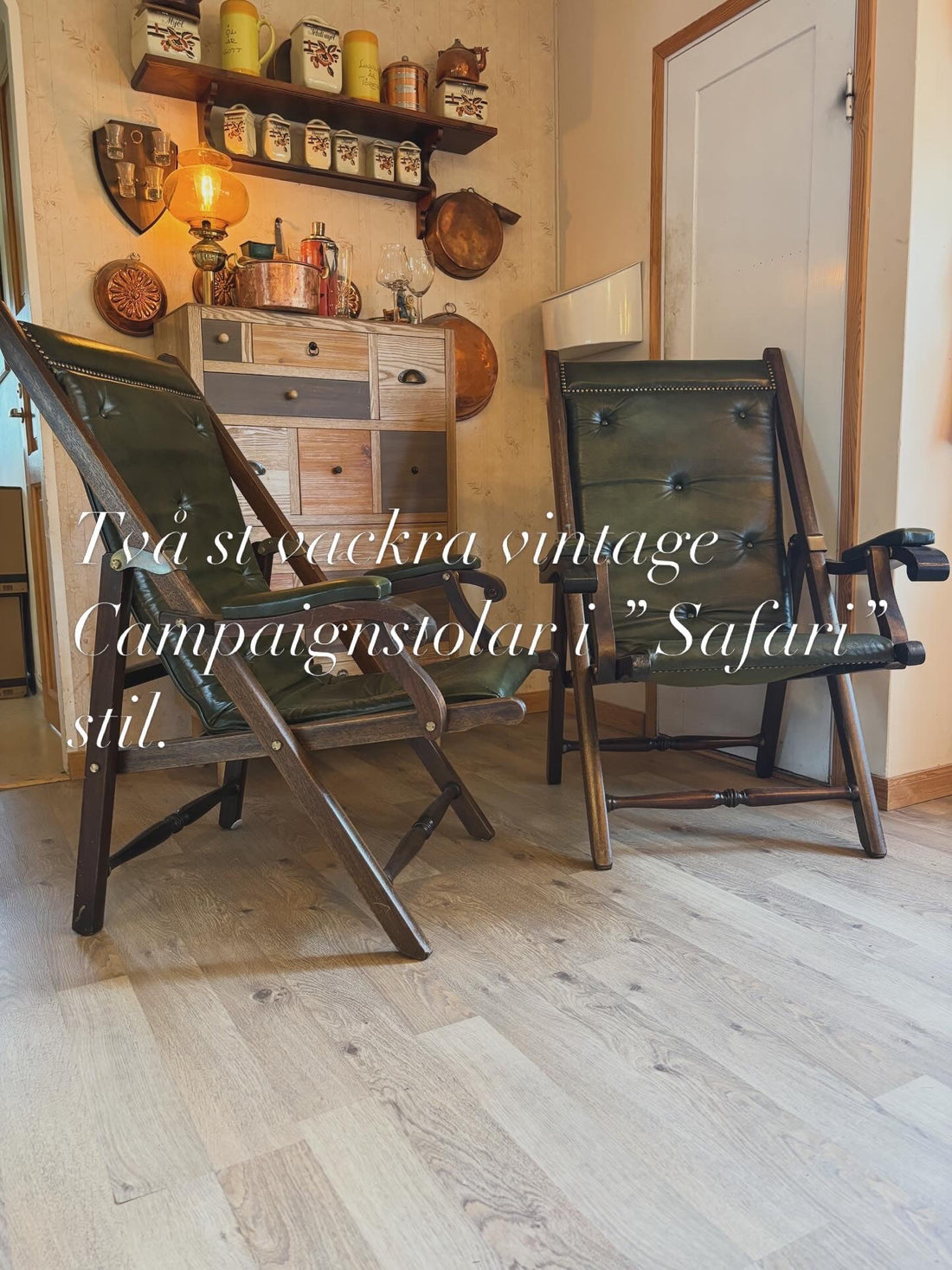 Två st retro ” Campaign stolar” för utomhus bruk.