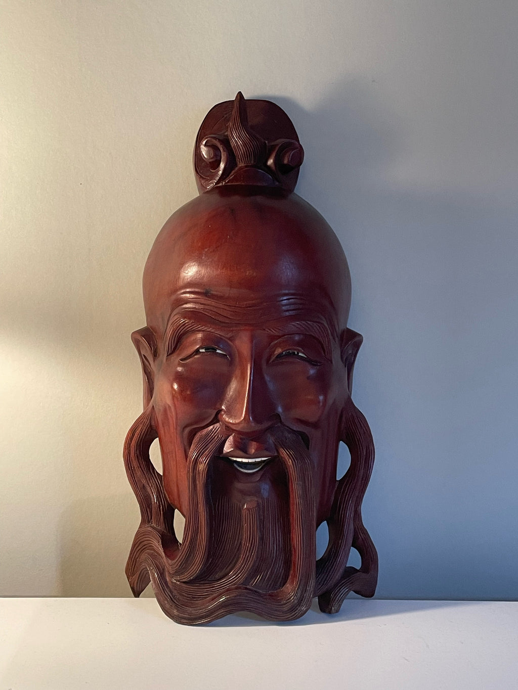 Vacker antik Kinesisk ansiktsmask i trä i mycket fint skick.