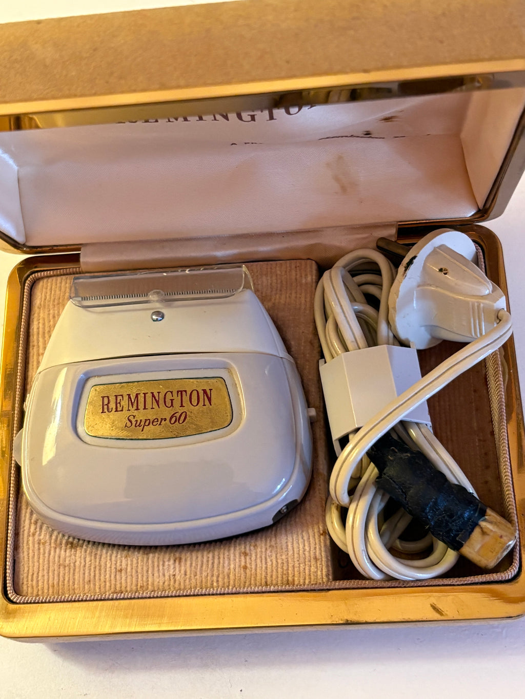 Cool vintage rakapparat , Remington Super 60 i nyskick.