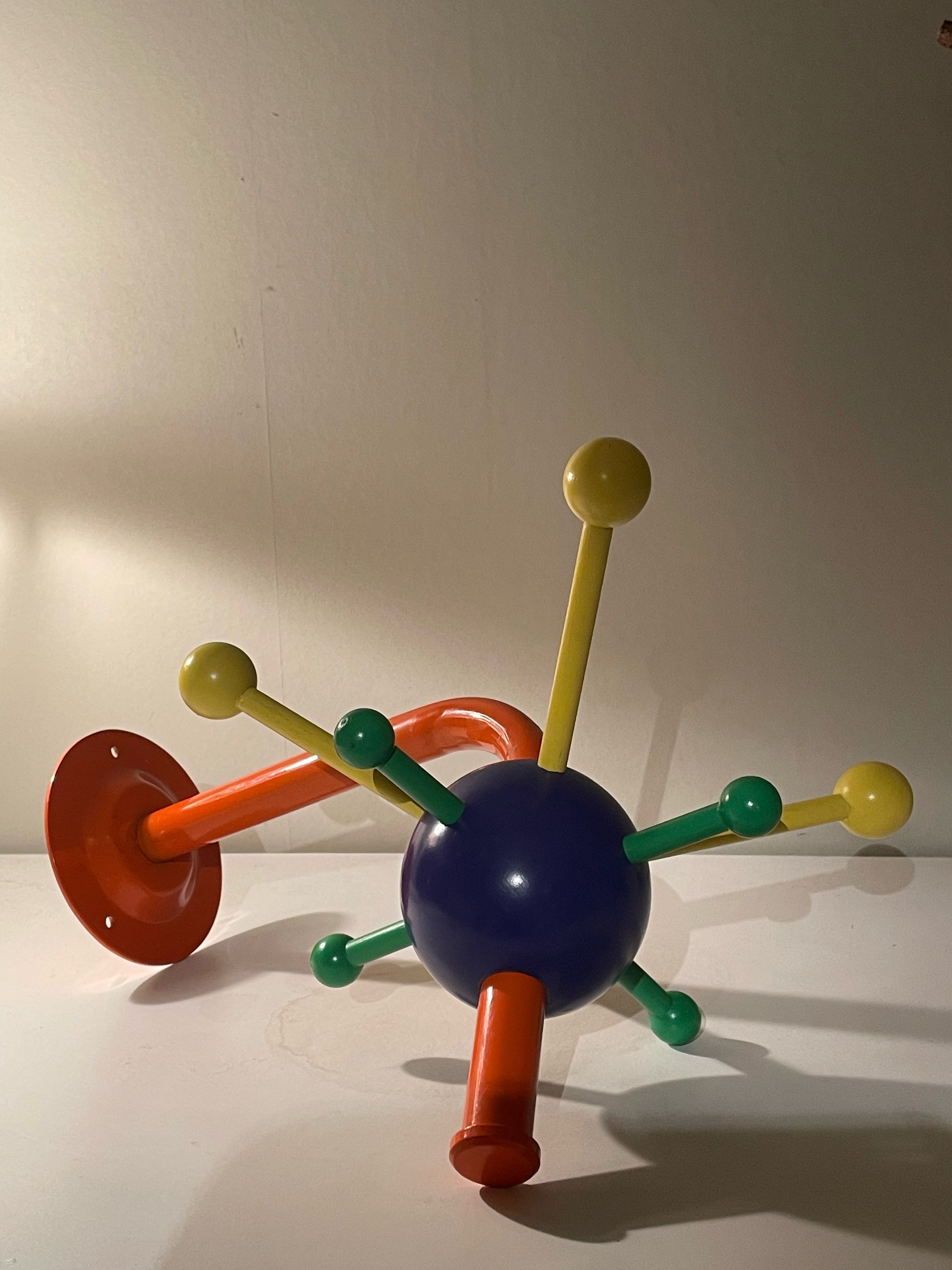 Snygga coola vintage klädhängaren ” Sputnik” från IKEA i nyskick.
