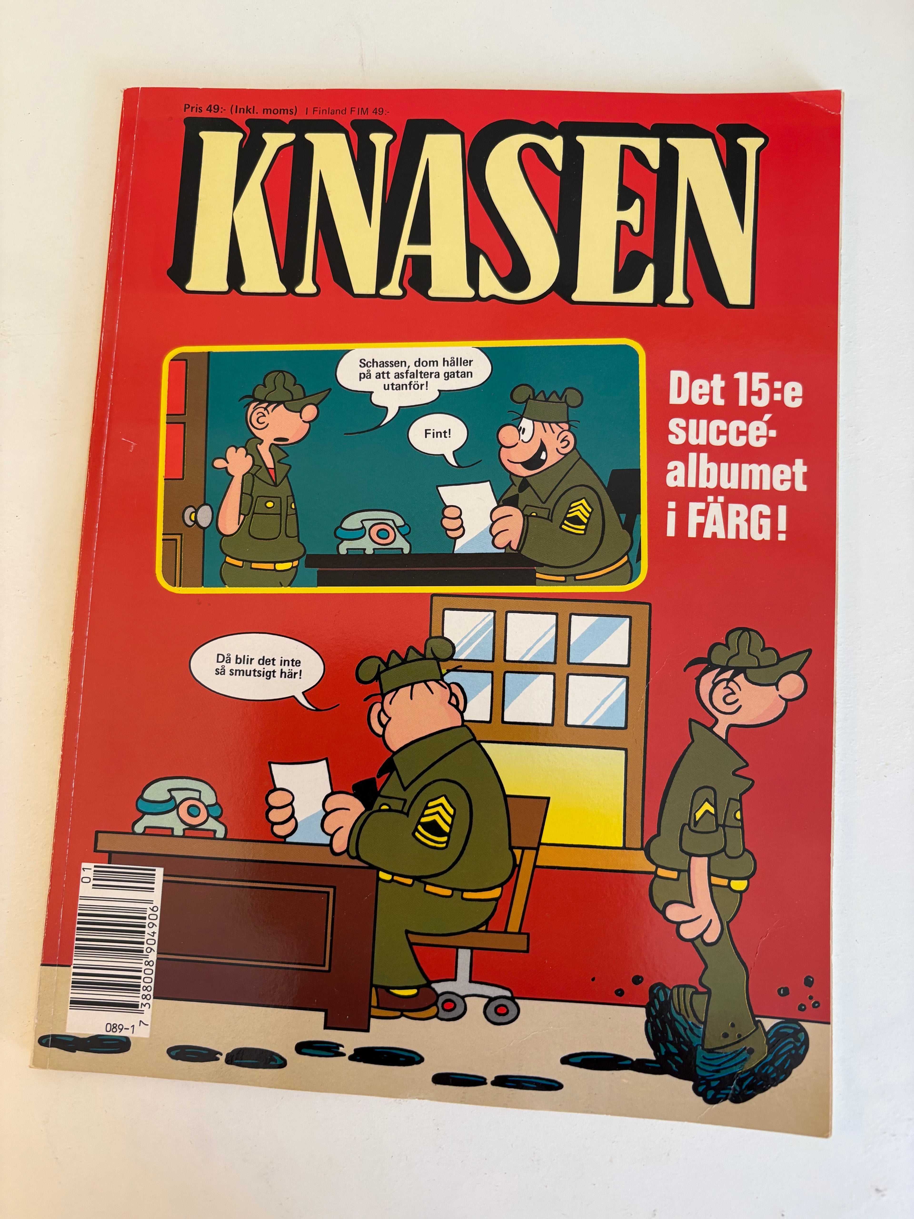 Fyra st retro seriealbum av den Svenska klassikern ” Knasen” i fint skick.
