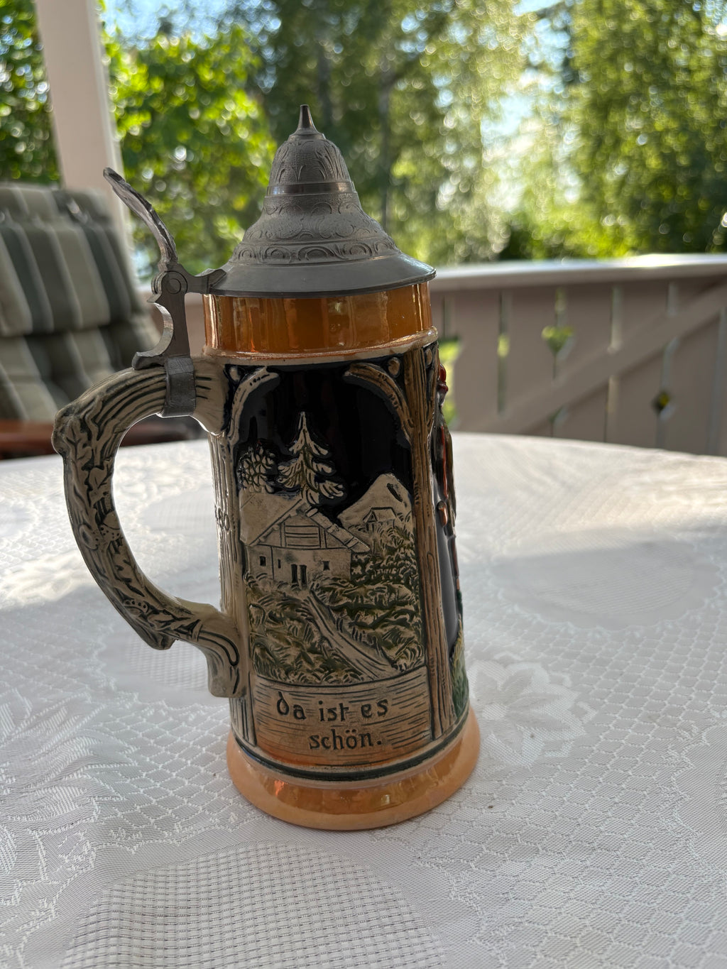 Tre st vackra vintage Tyska ölkrus i keramik med tennlock 1960 tal.