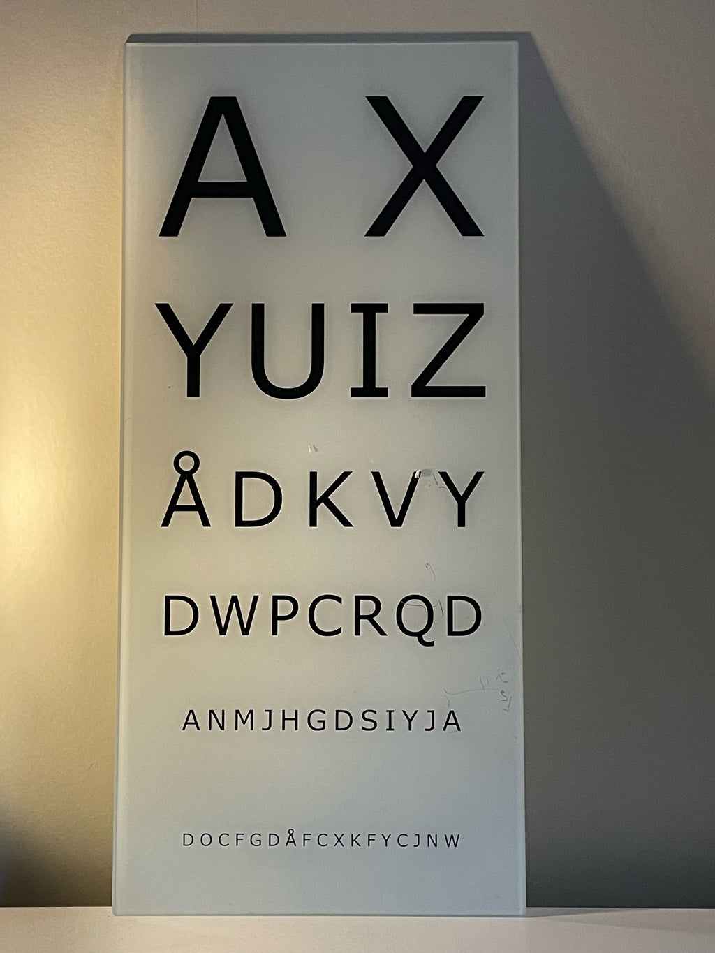Fin vintage syntest tavla  glas, ett kul inredningsobjekt.