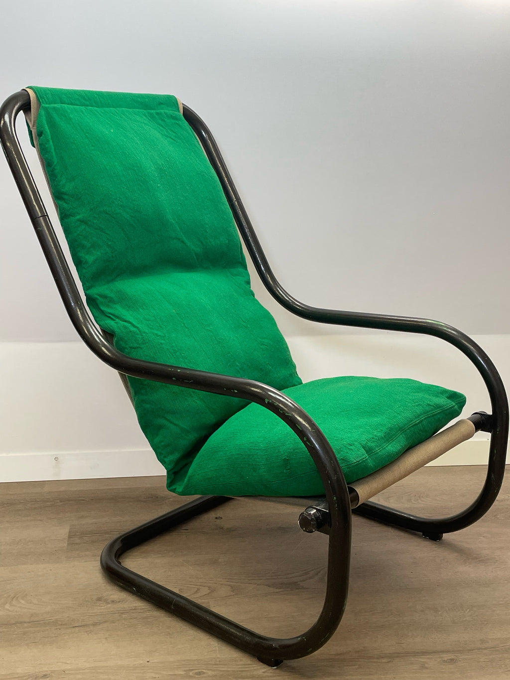 Fin vintage stålrörsfåtölj från 1968 ” Lammhults S70-6 designad utav Börge Lindau och Bo Lindecrantz.