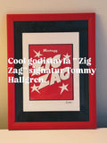 Kul,cool godistavla, Zig Zag signerad Tommy Hallgren i mycket fint skick.