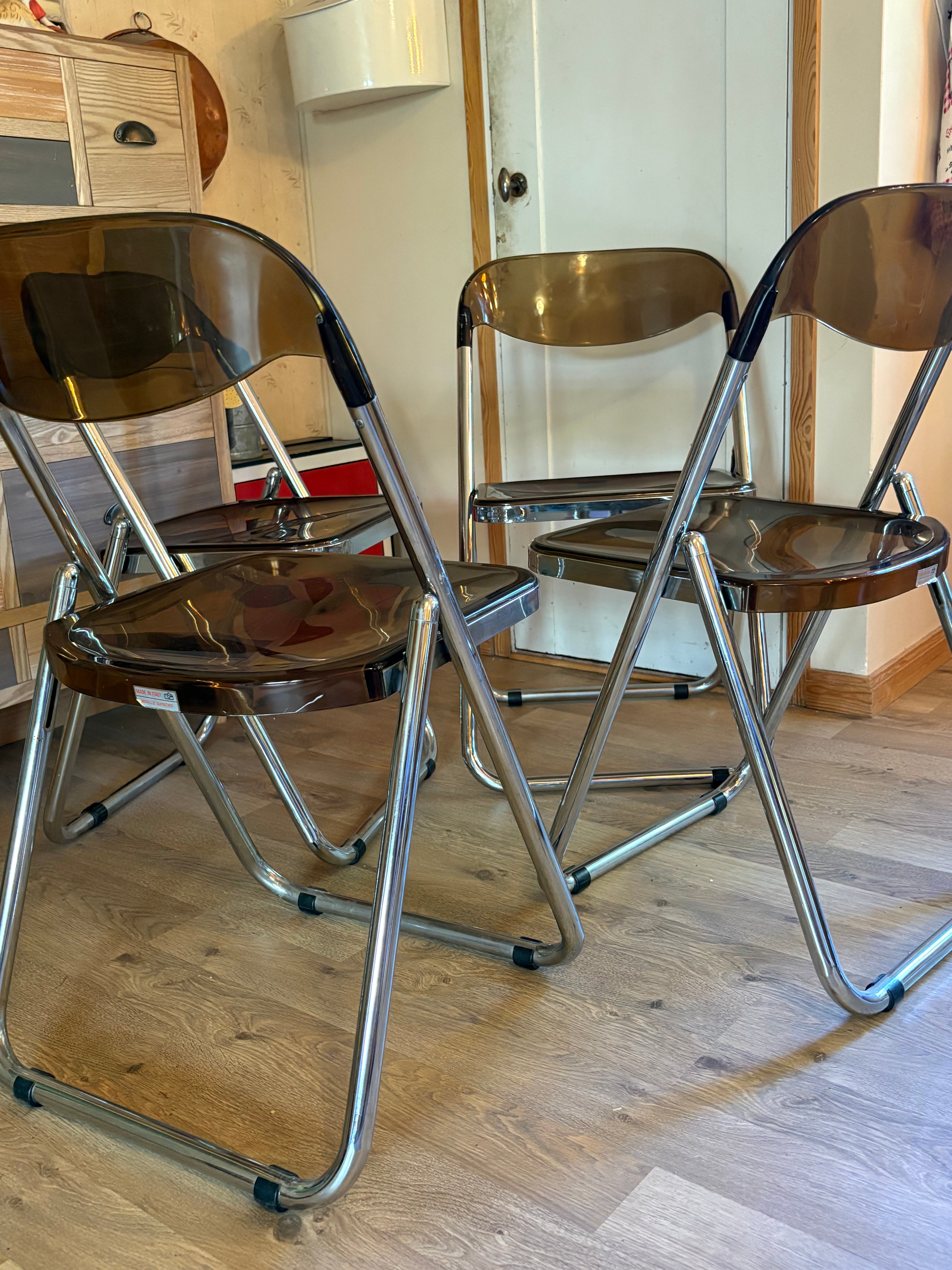 Fyra st vintage ihopfällbara stolar i plast och aluminium 1960 tal från ” Metamobil”