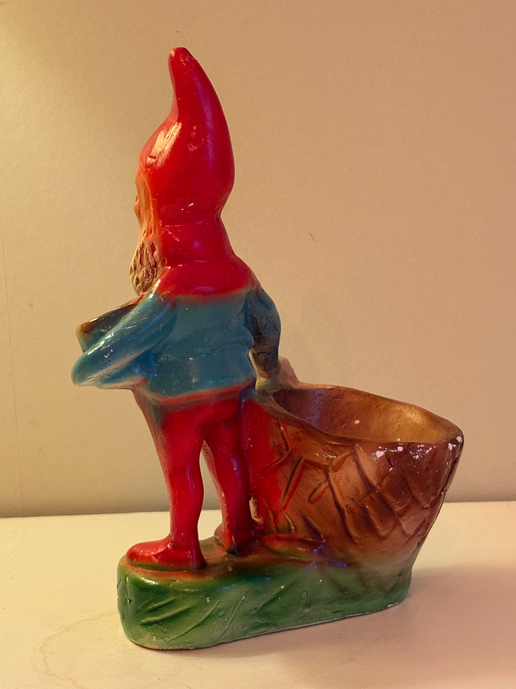 Vintage tomte i porslin 1950 tal i mycket fint skick.
