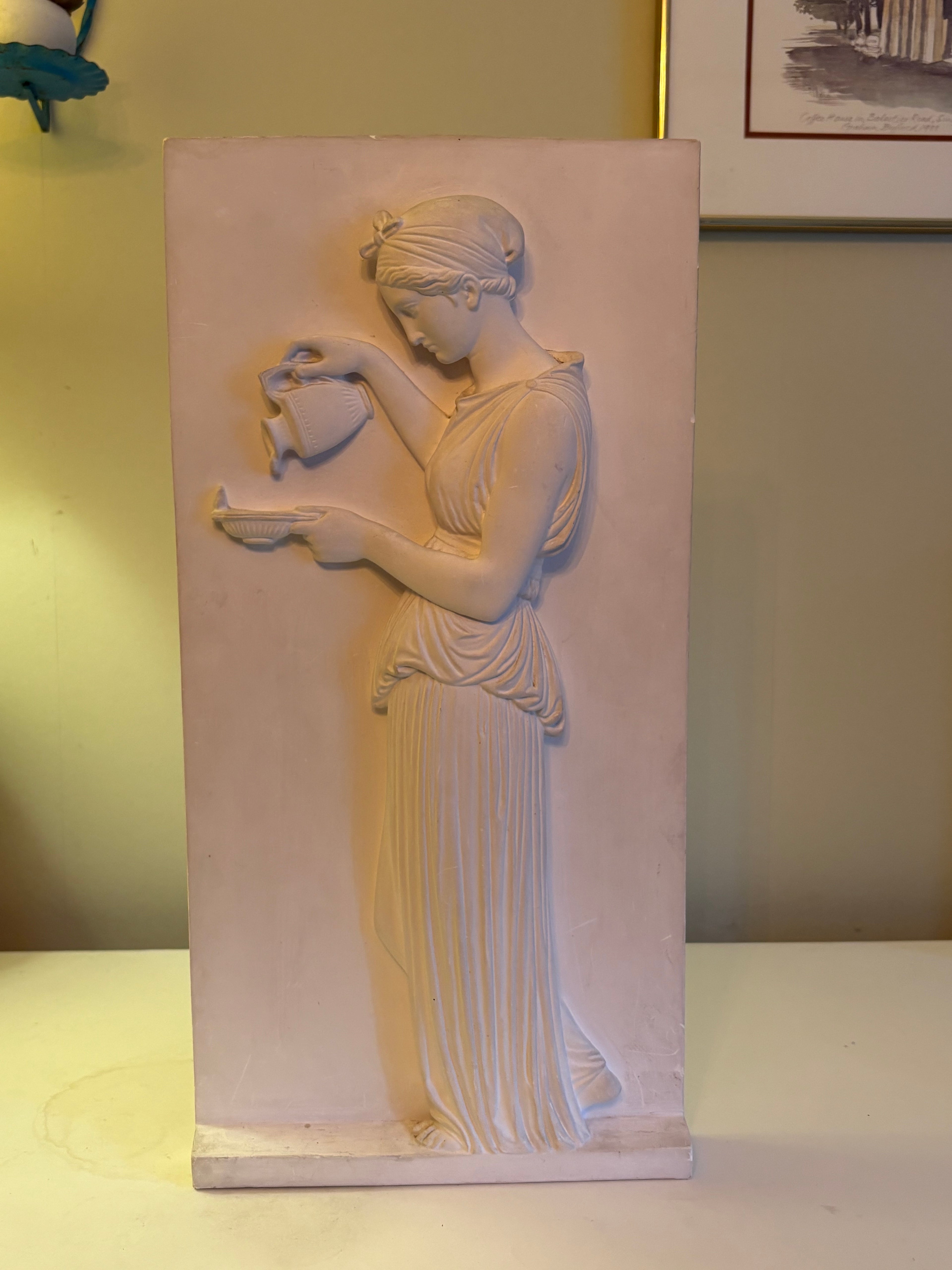Vacker vintage gips relief ca 45 cm hög. Från Köbenhavn Eneret Lyptoteket , Carlsberg i mycket fint skick.
