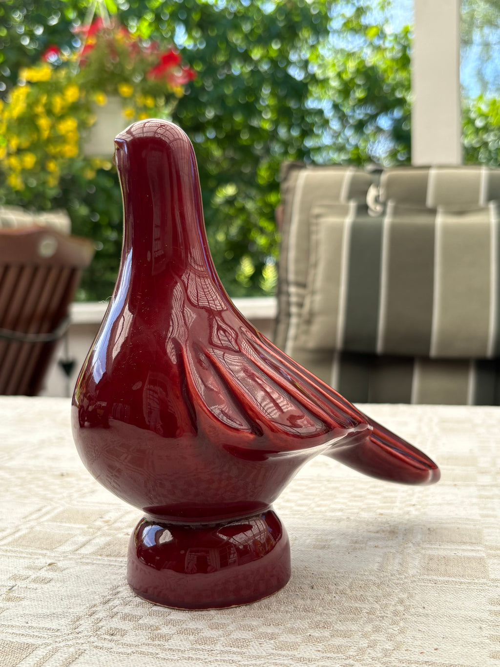 Vacker fågel i keramik. Design Rosa Ljung.