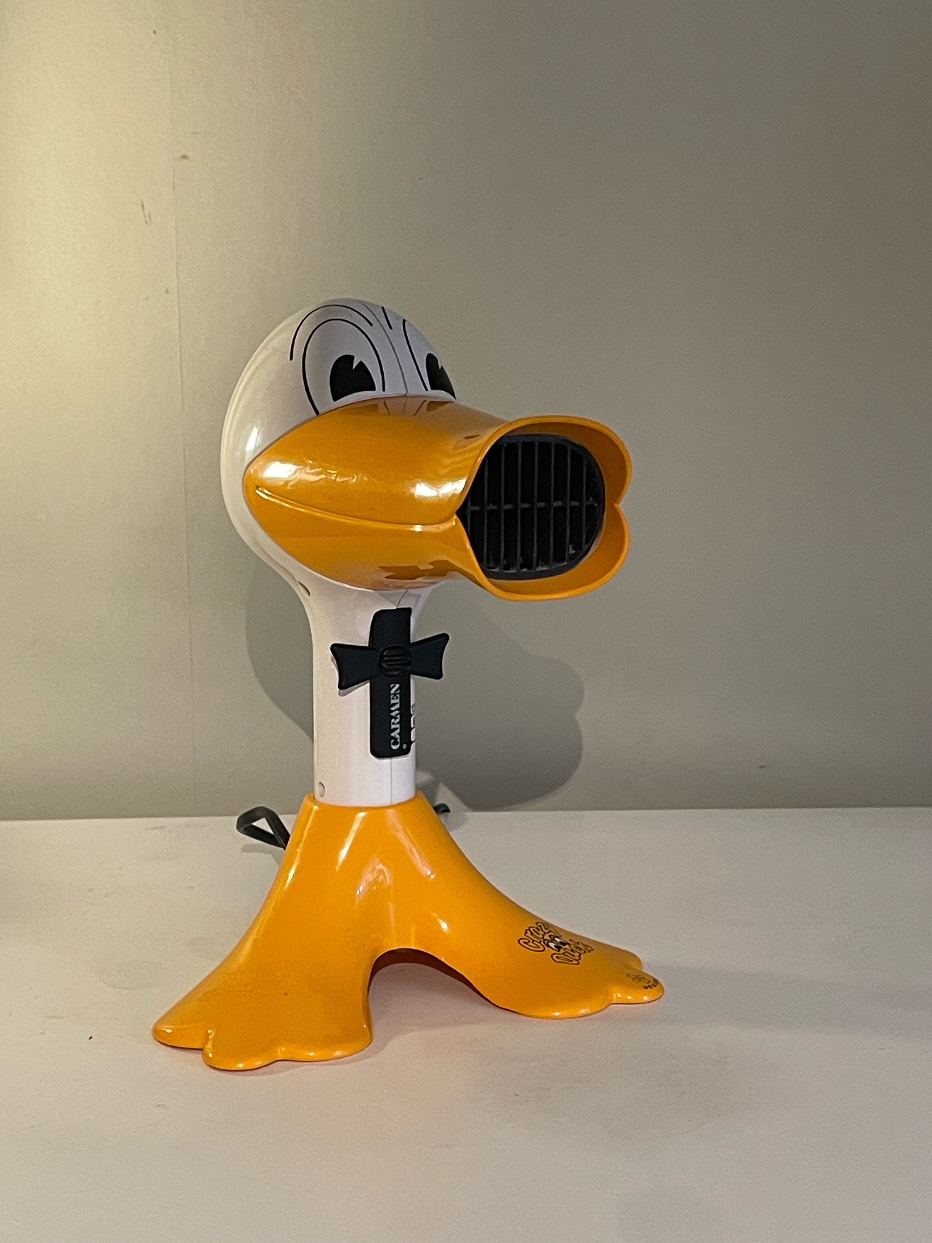 Två st vintage Crazy Duck hårfönar från Carmen design i nyskick.