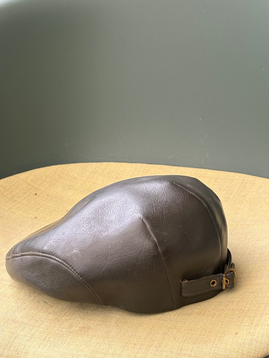 Snygg cool vintage ” flatcap” i mjukt äkta skinn 1960/70 tal.