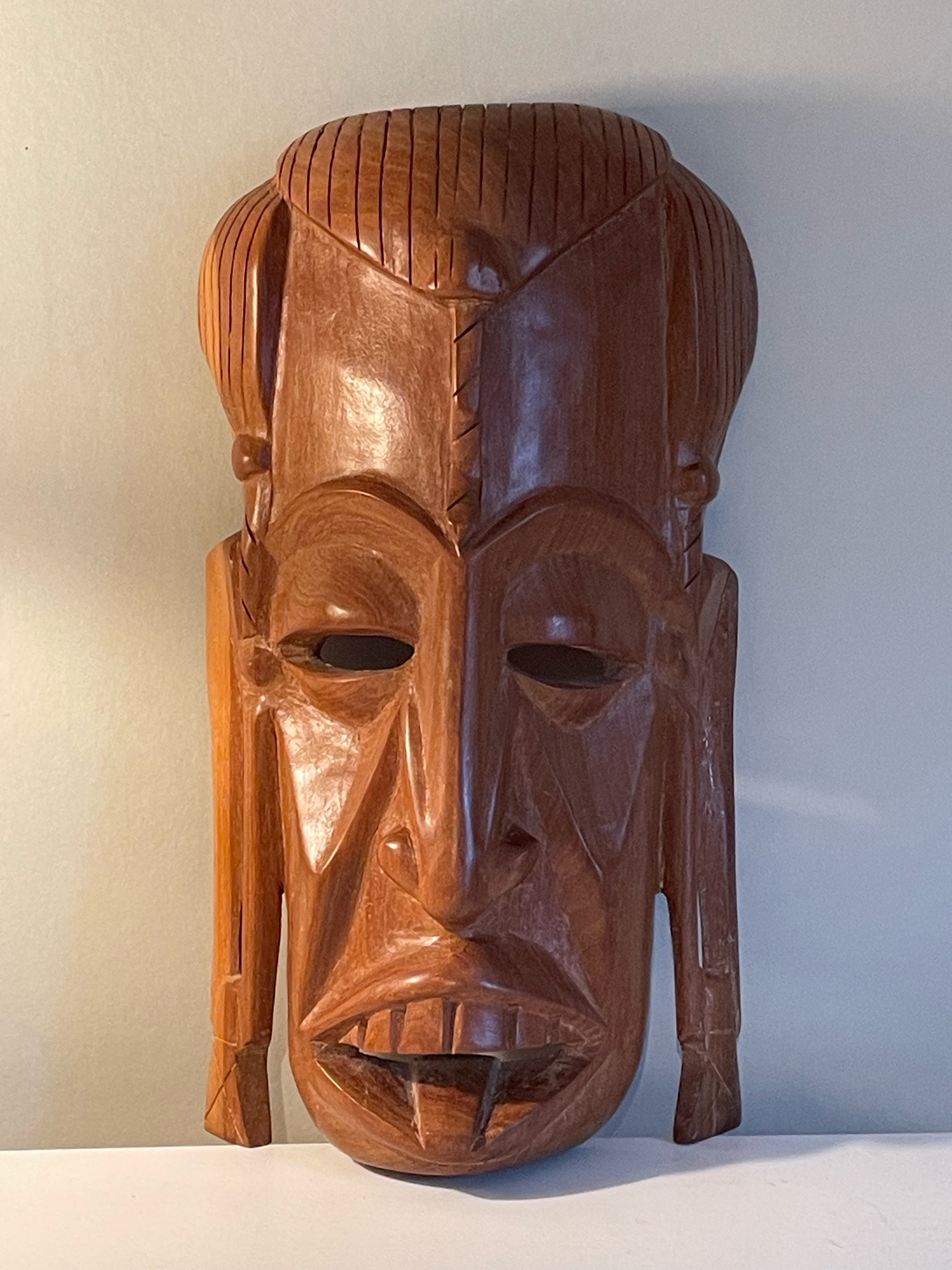Fin vintage autentisk Afrikansk ansiktsmask i trä.