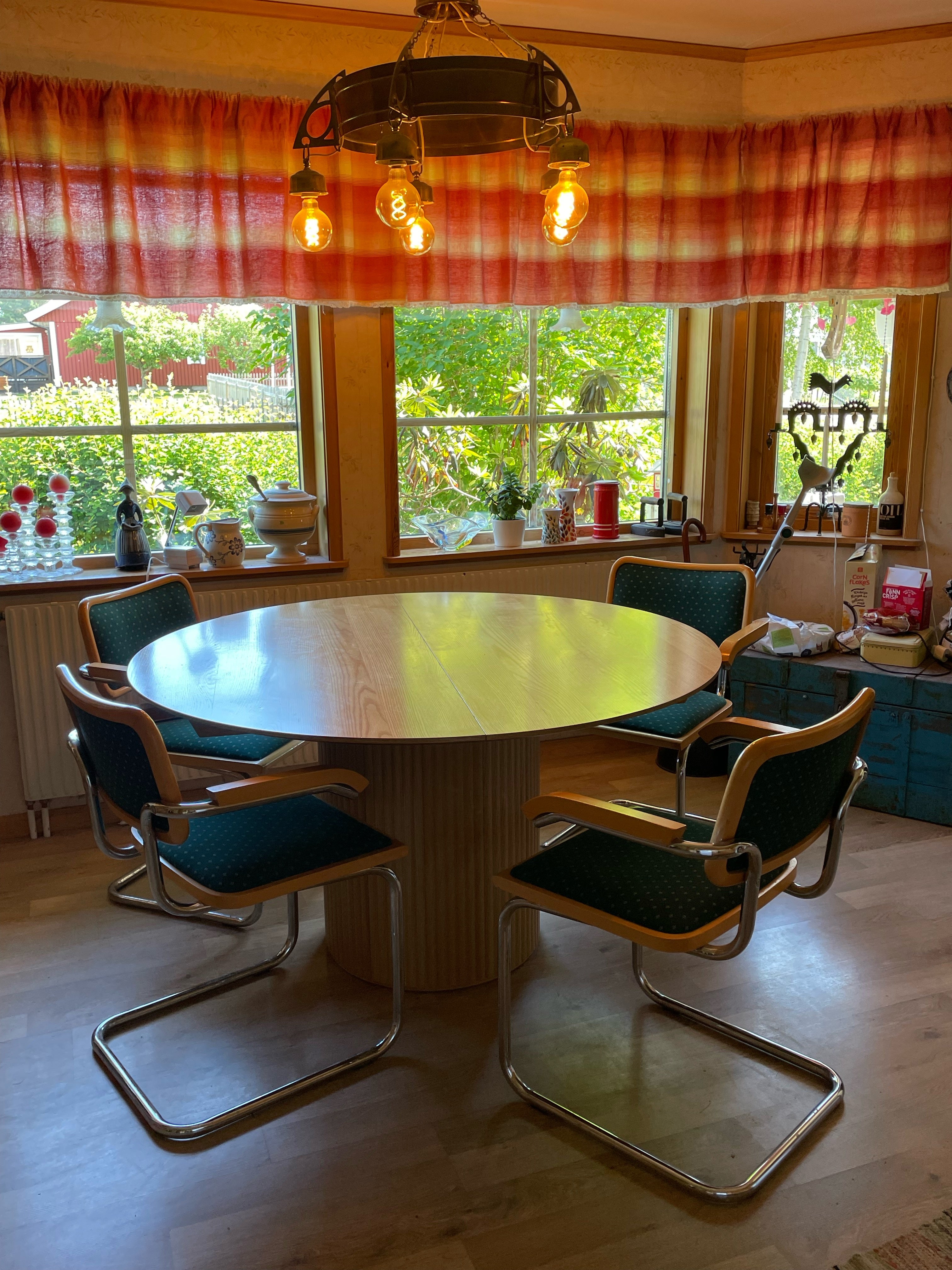 Fyra st vintage karmstolar, Bauhaus armchair MB05 i fint skick.