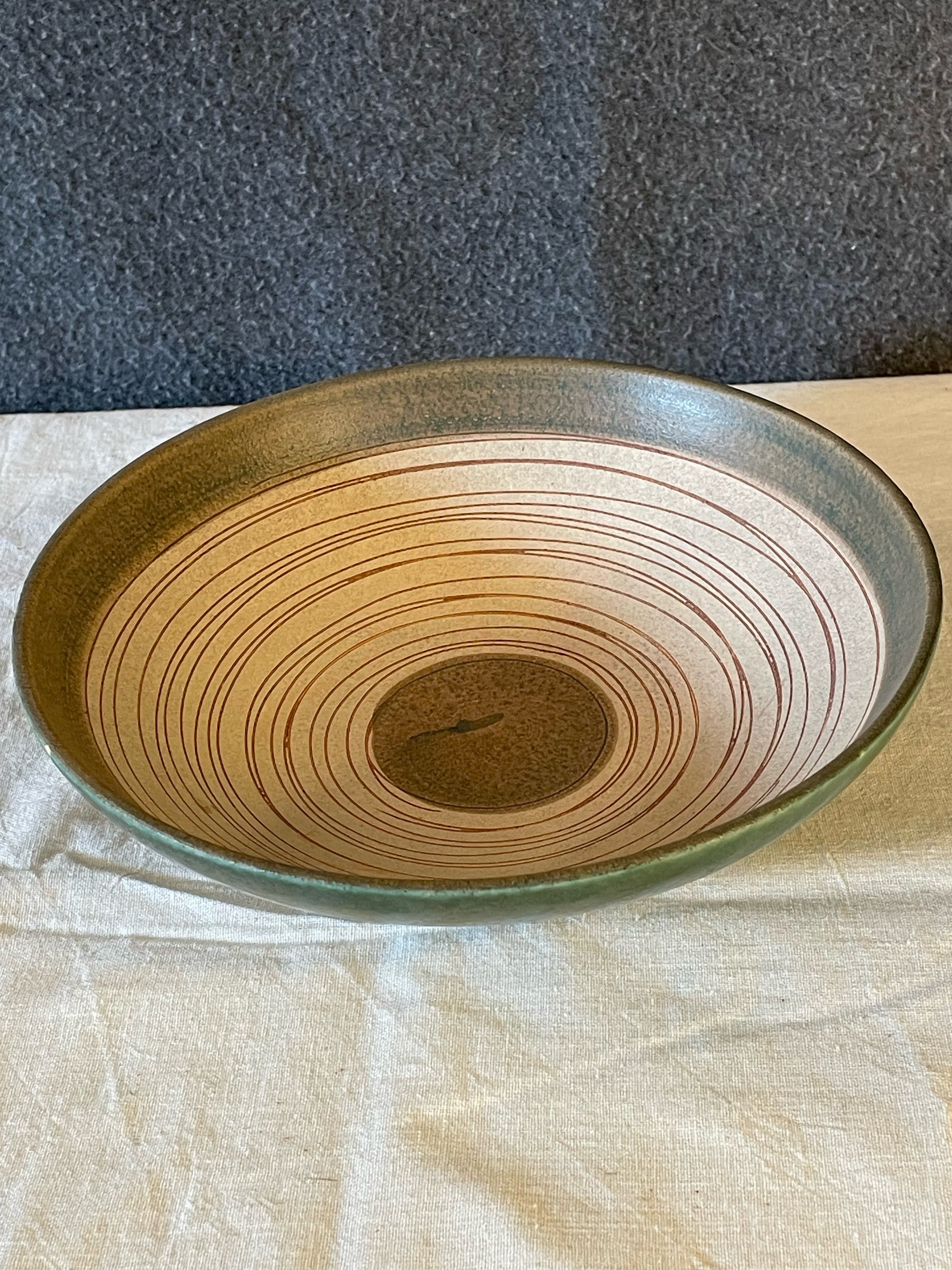 Vackert vintage fat i keramik 1940/50 tal i fint skick.