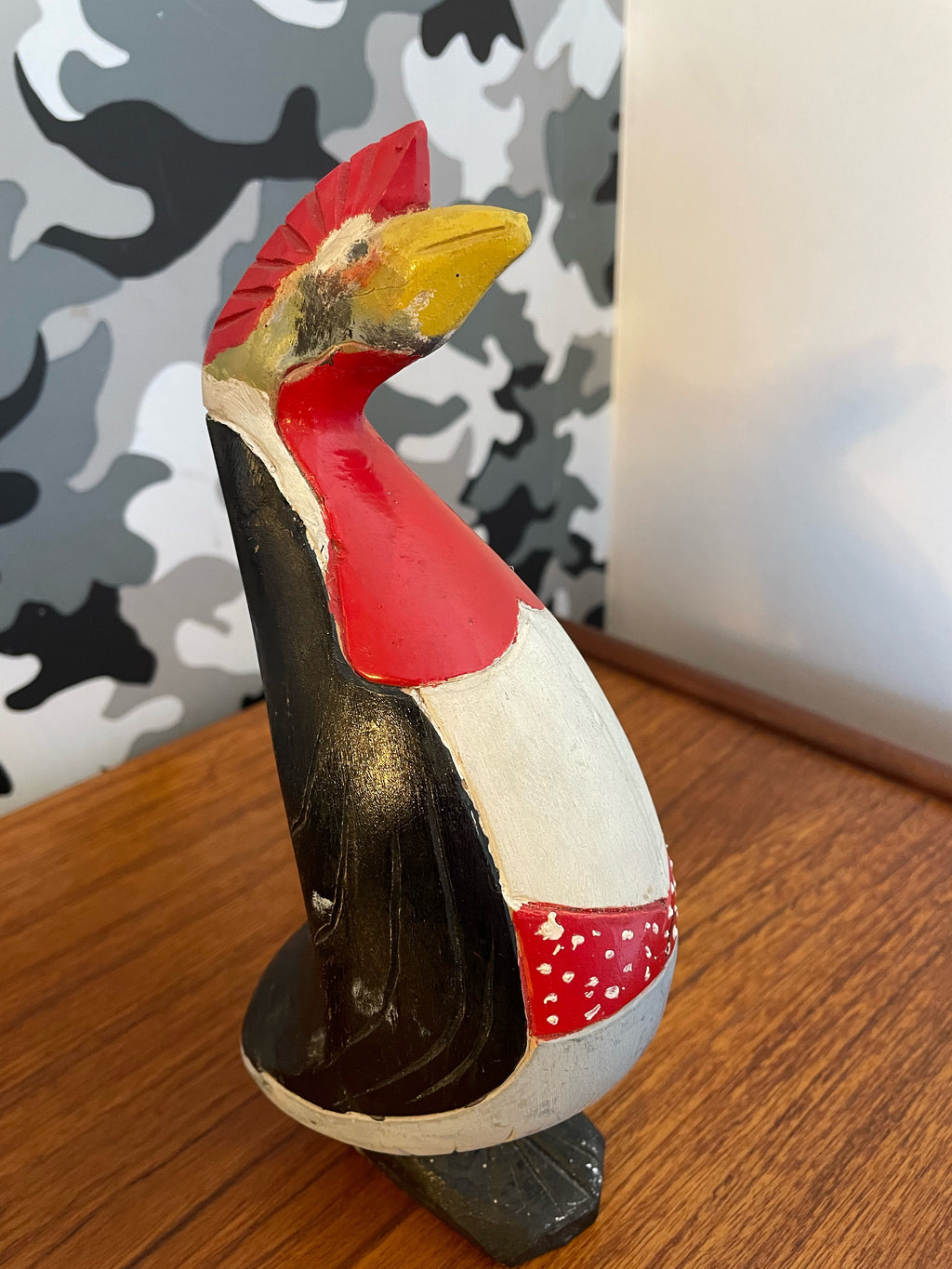 Udda antik Dala tupp från Rättvik i fint skick.