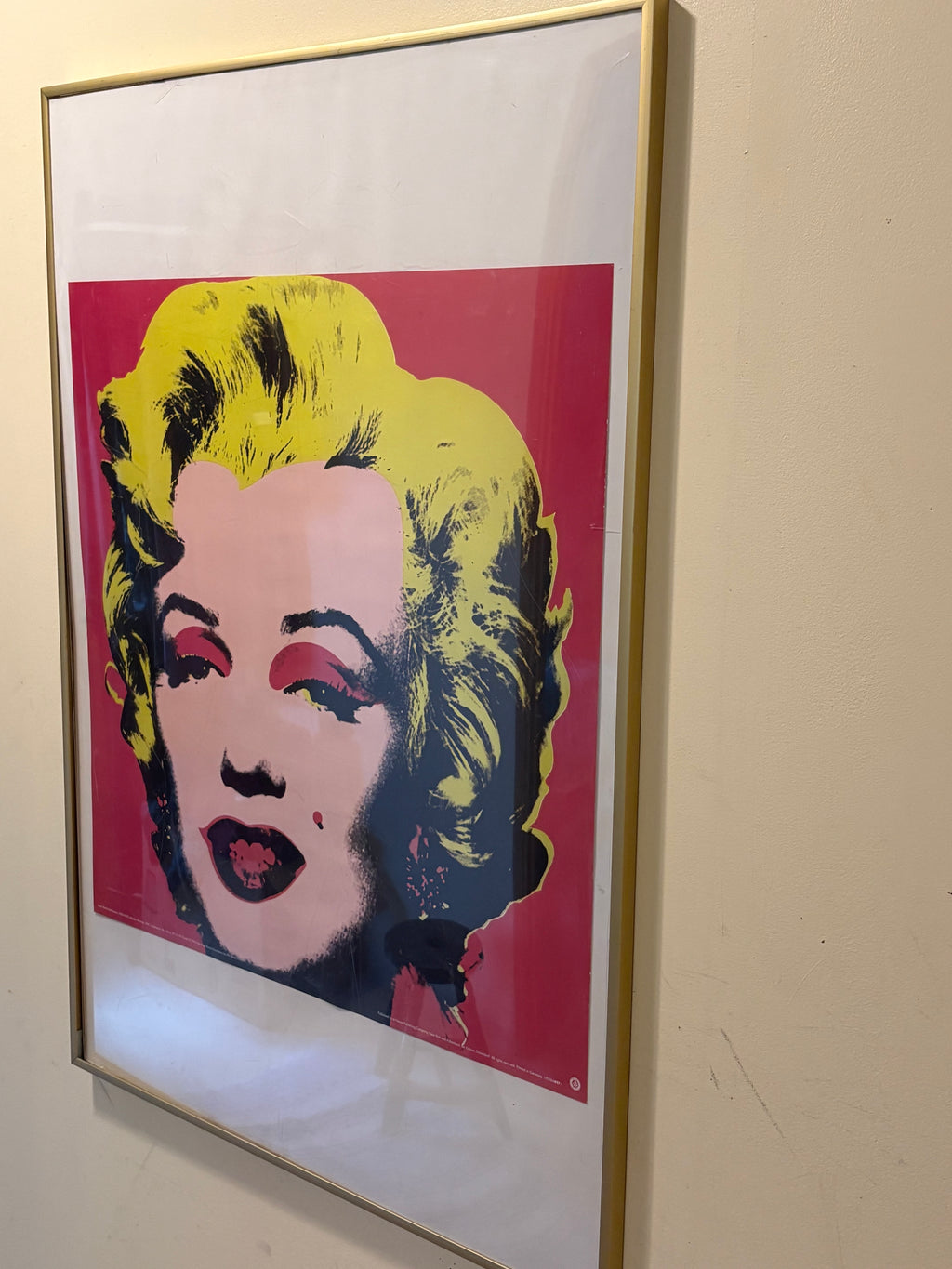 Andy Warhol inspirerad konst, tryck. Porträtt av Marilyn Monroe 1993. Andy Warhol foundation loggan finns.