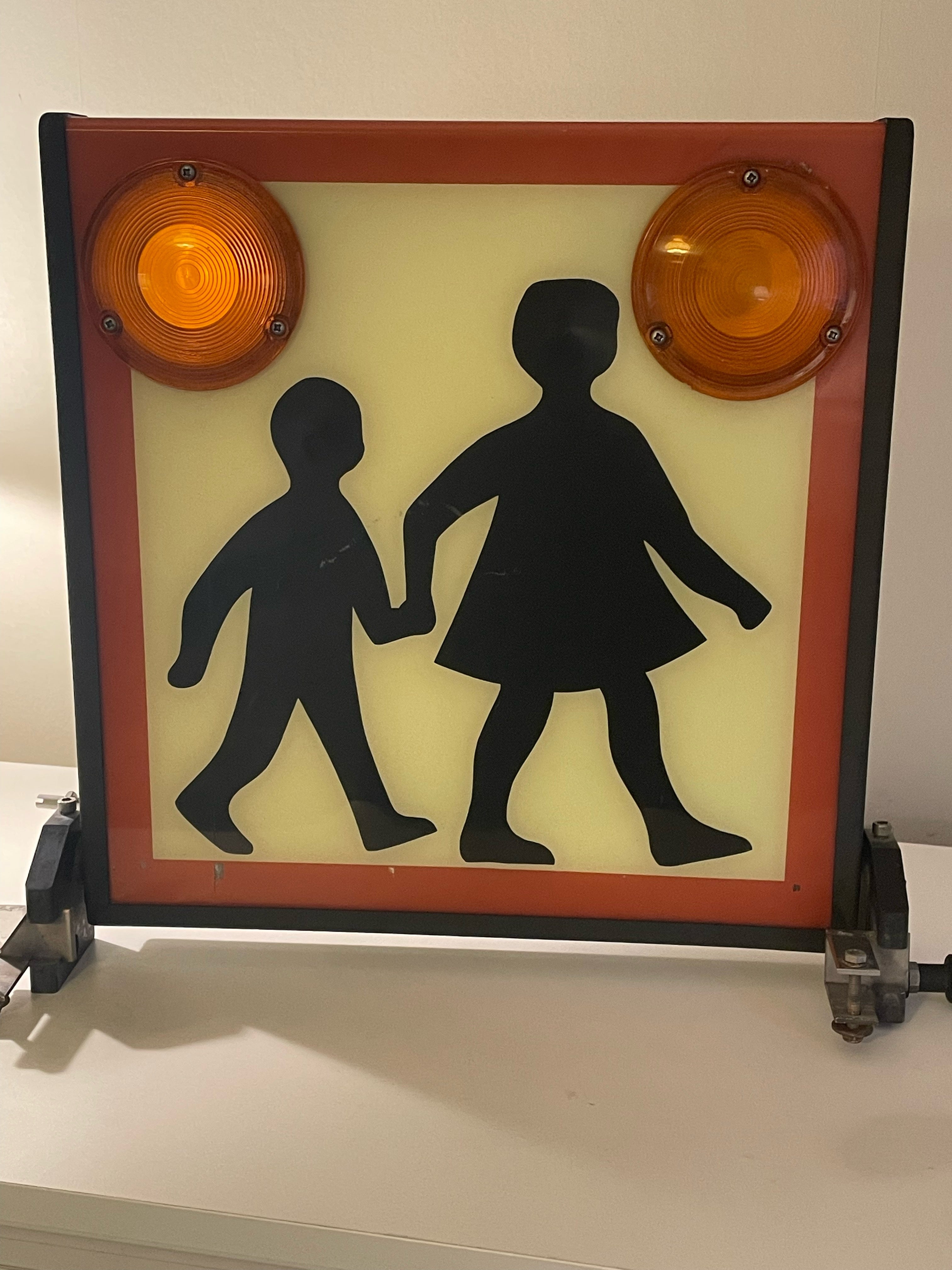 Busskylt som kan göras om till en kul lampa.