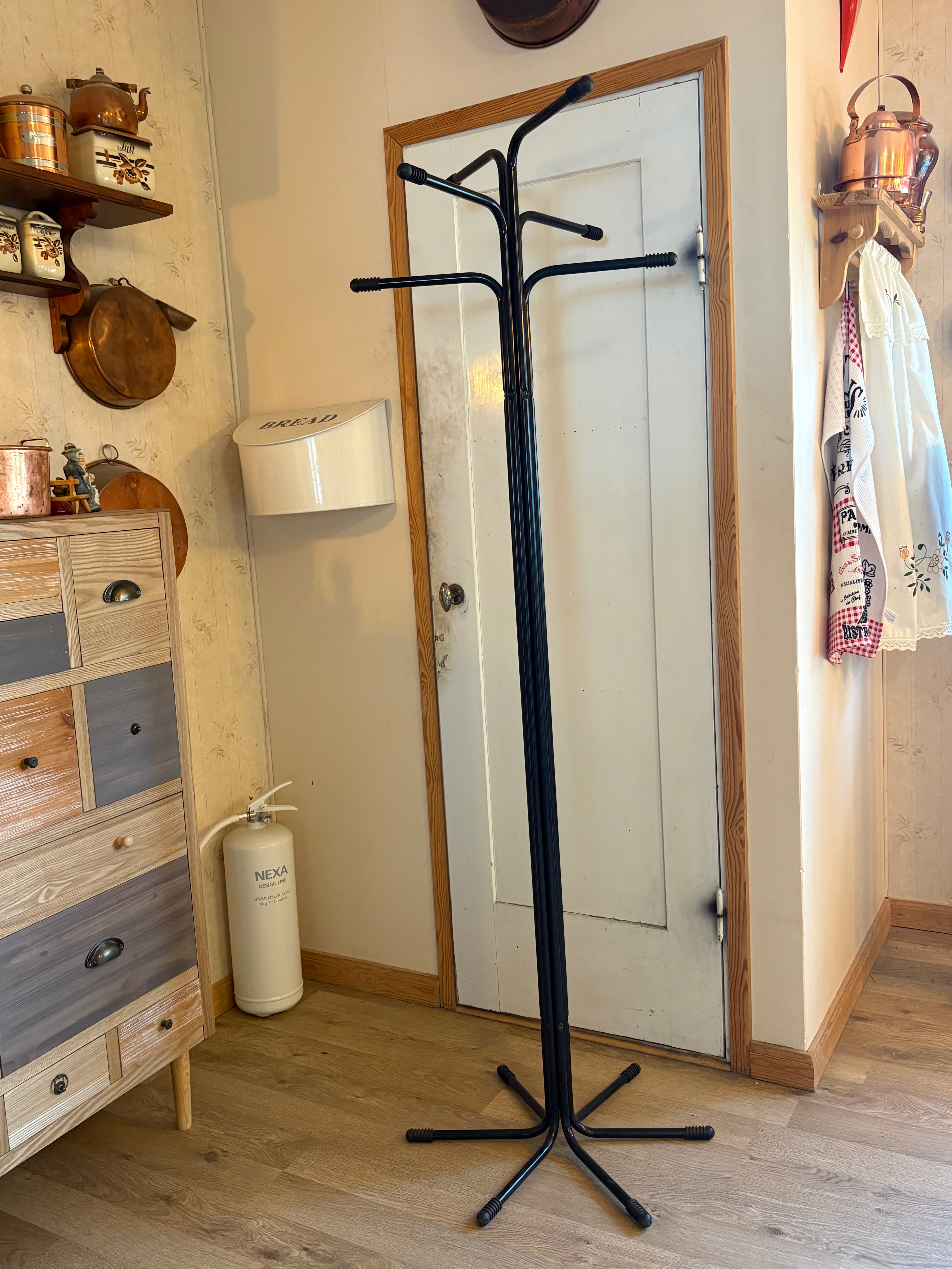 Coola retro klädhängaren ” Rigg” från Ikea 1980 tal.
