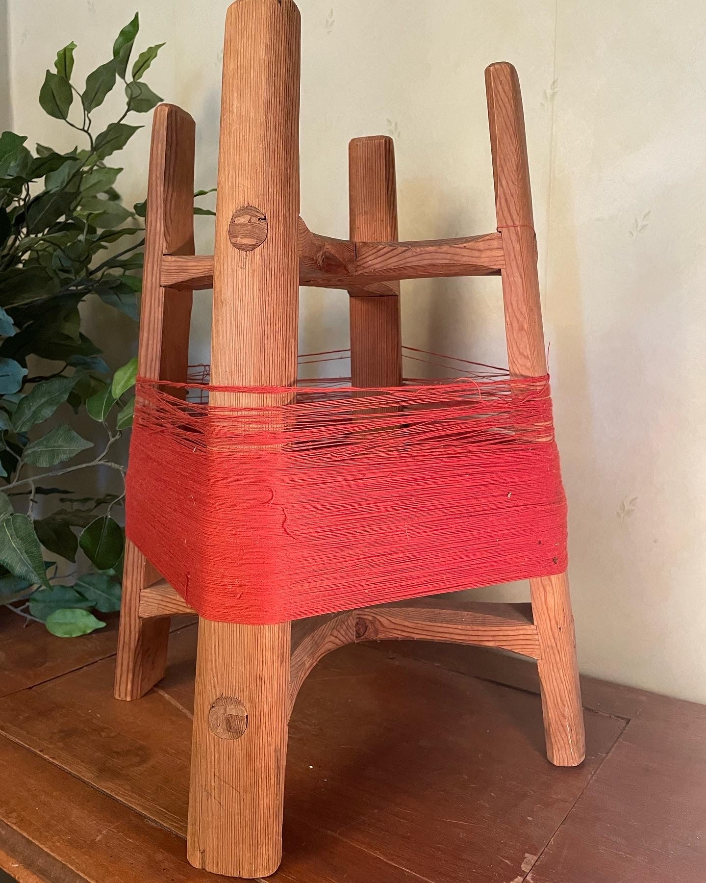 Tre st vintage garnvindor med vacker patina i fint skick.