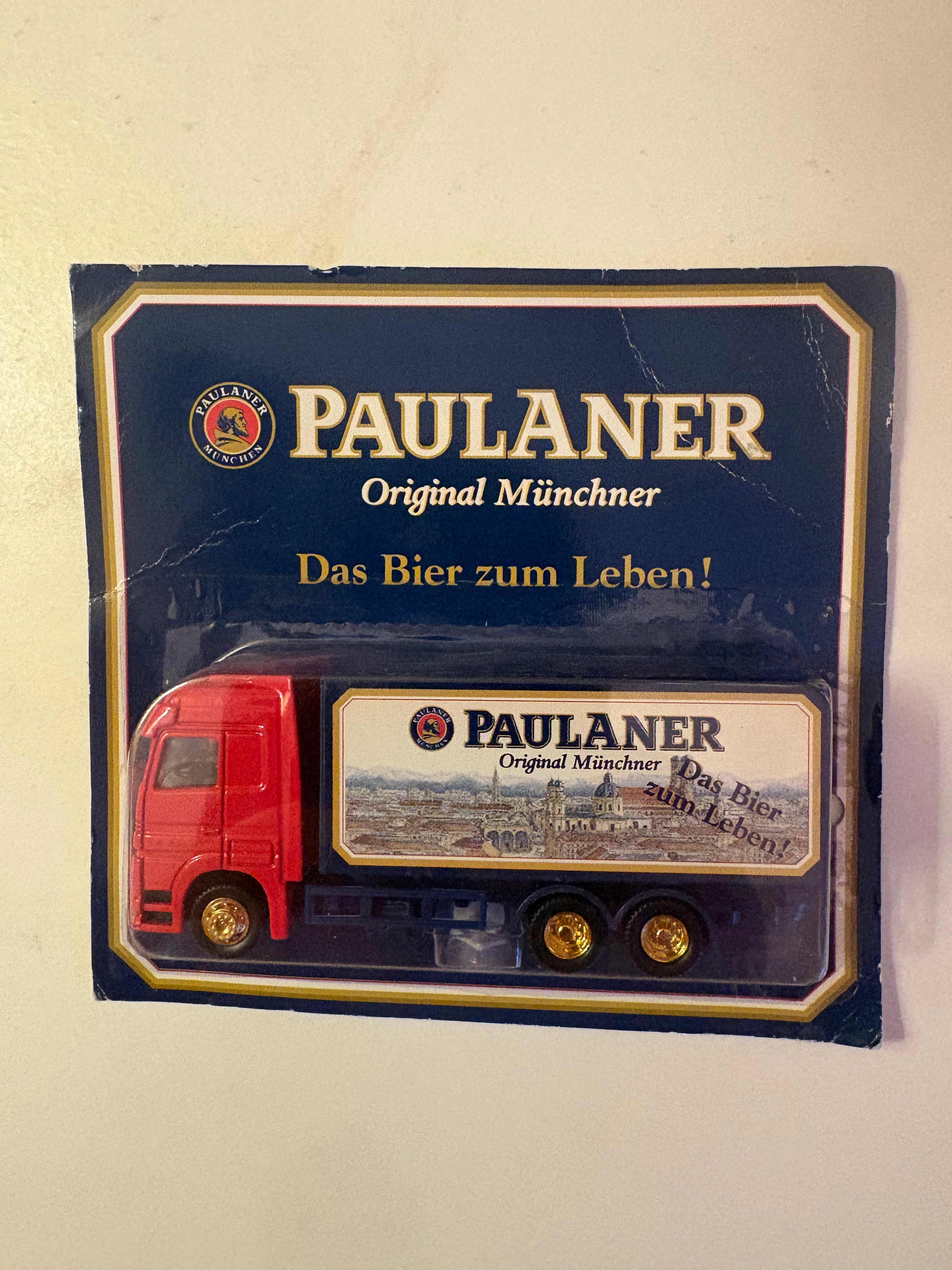 Öl lastbil, Leksakslastbil original Munchen Das Bier Zum  Leben ” Paulaner” i förpackning.