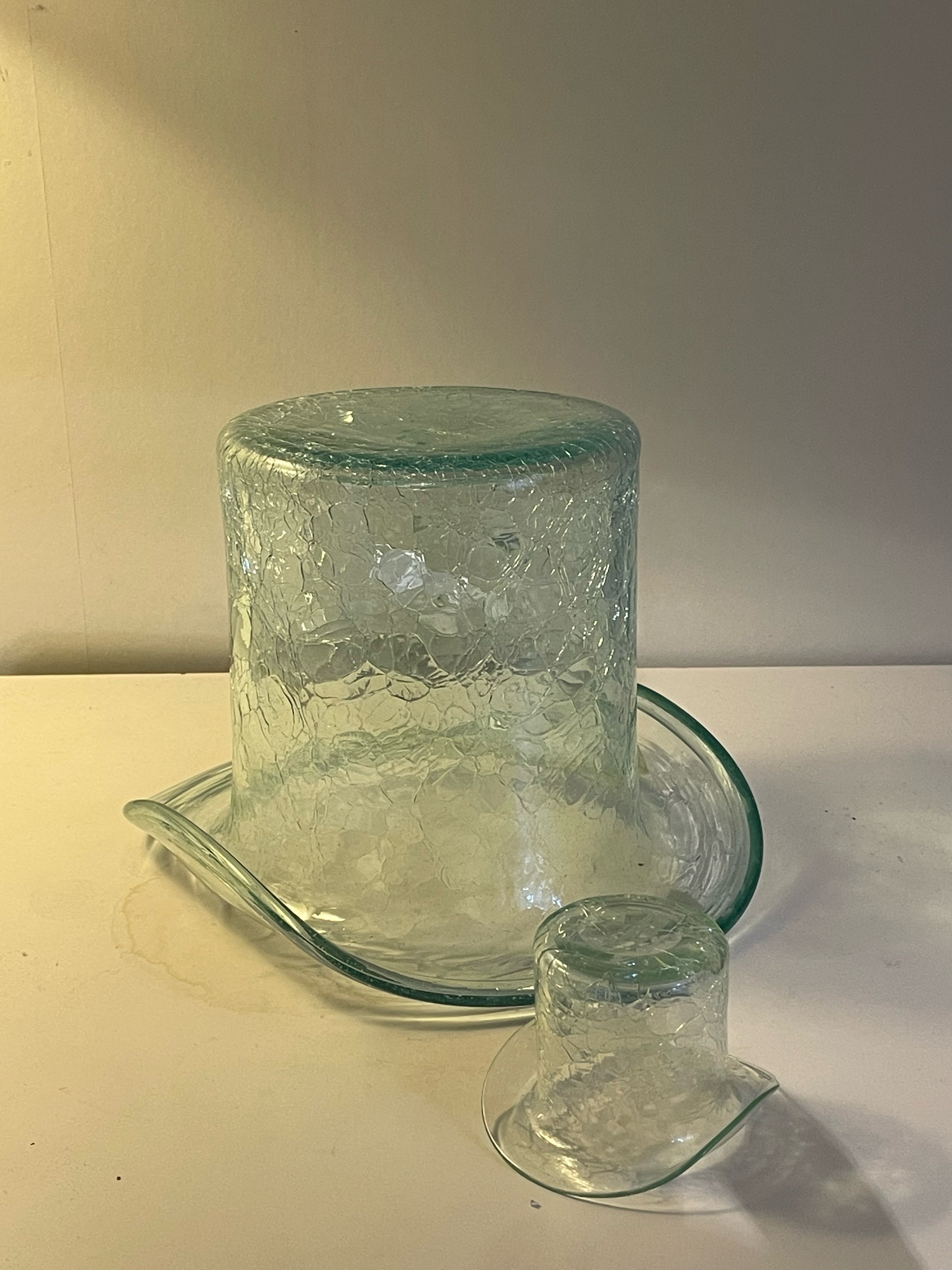 Två st vintage glashattar från Strömbergsbro glasfabrik i nyskick.
