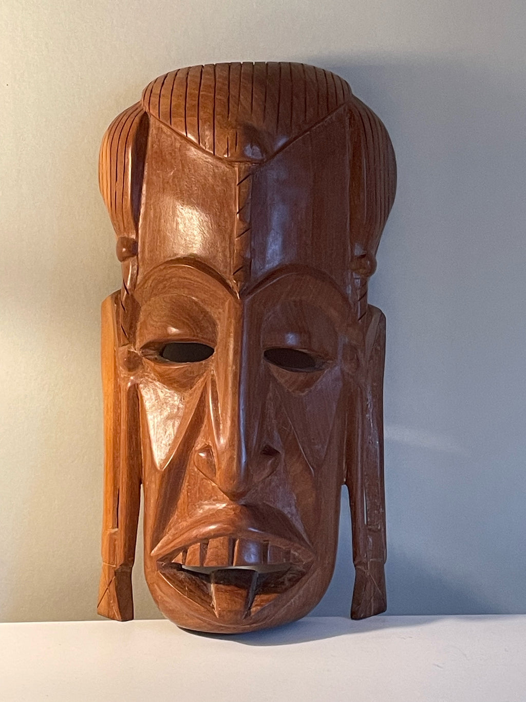 Fin vintage autentisk Afrikansk ansiktsmask i trä.