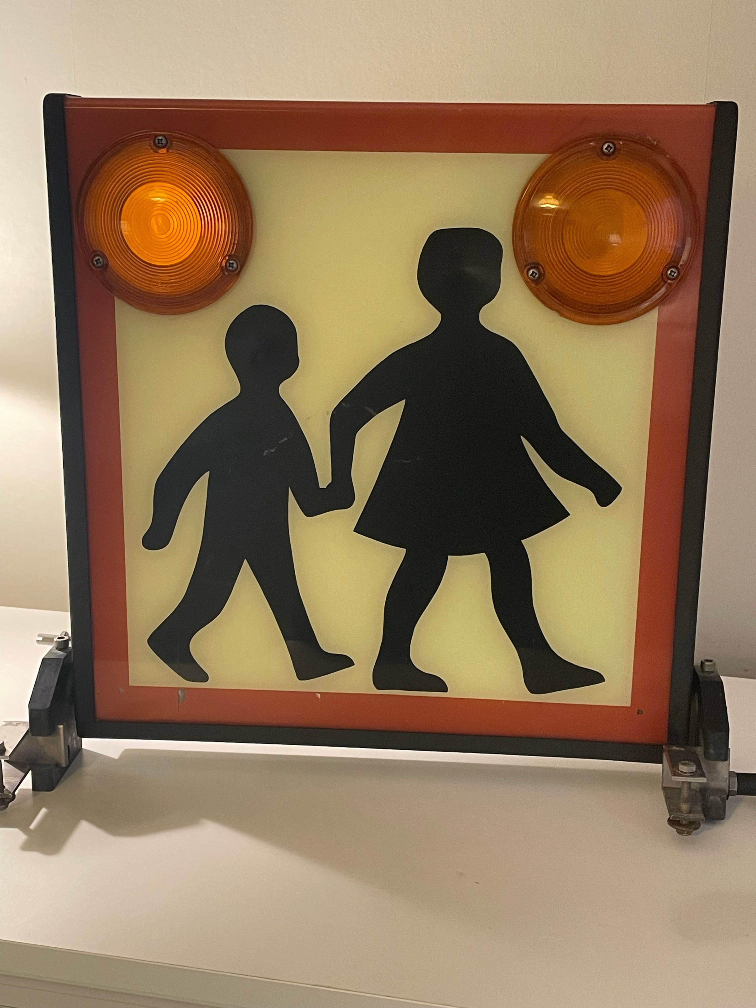 Busskylt som kan göras om till en kul lampa.