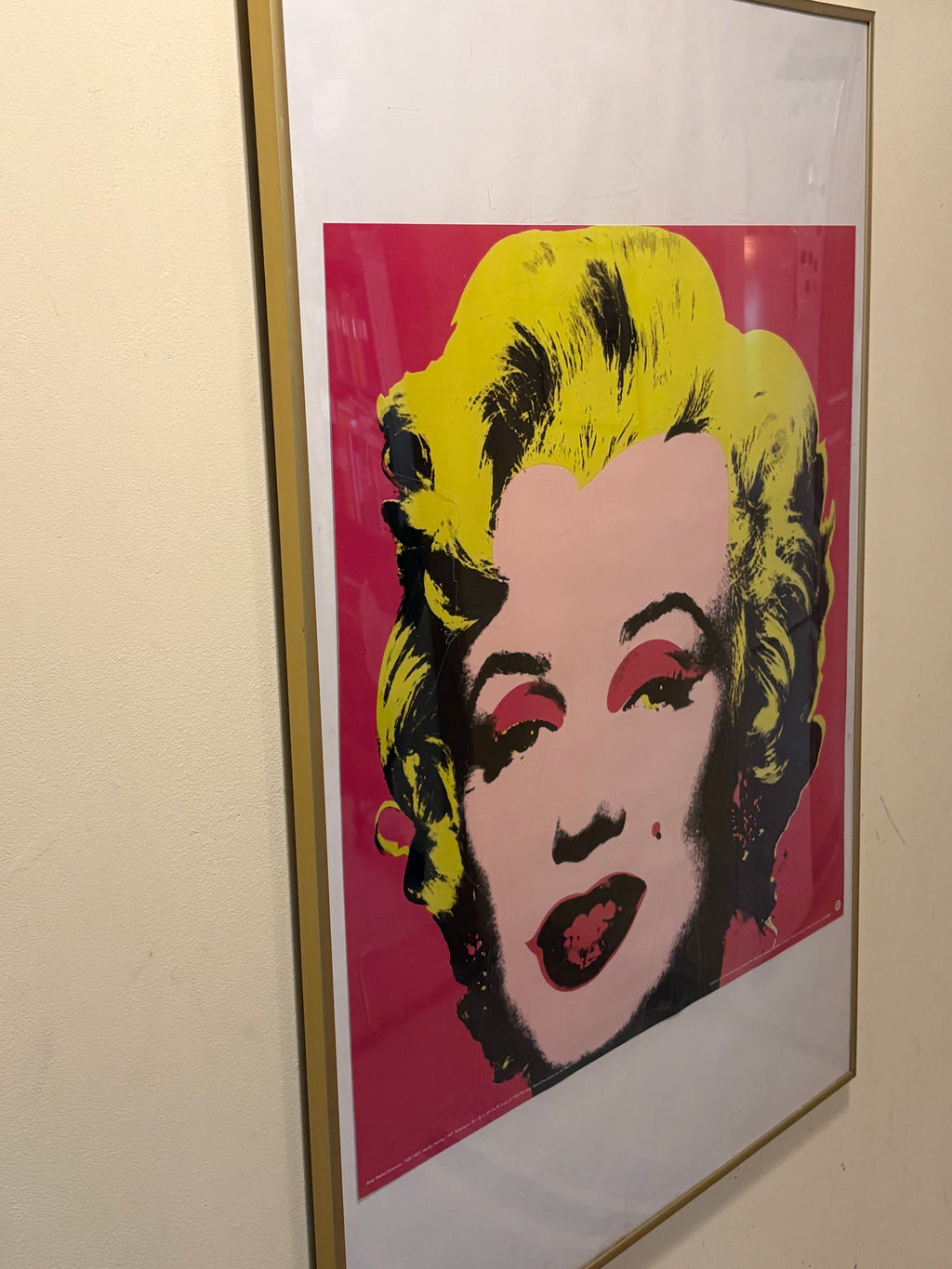 Andy Warhol inspirerad konst, tryck. Porträtt av Marilyn Monroe 1993. Andy Warhol foundation loggan finns.