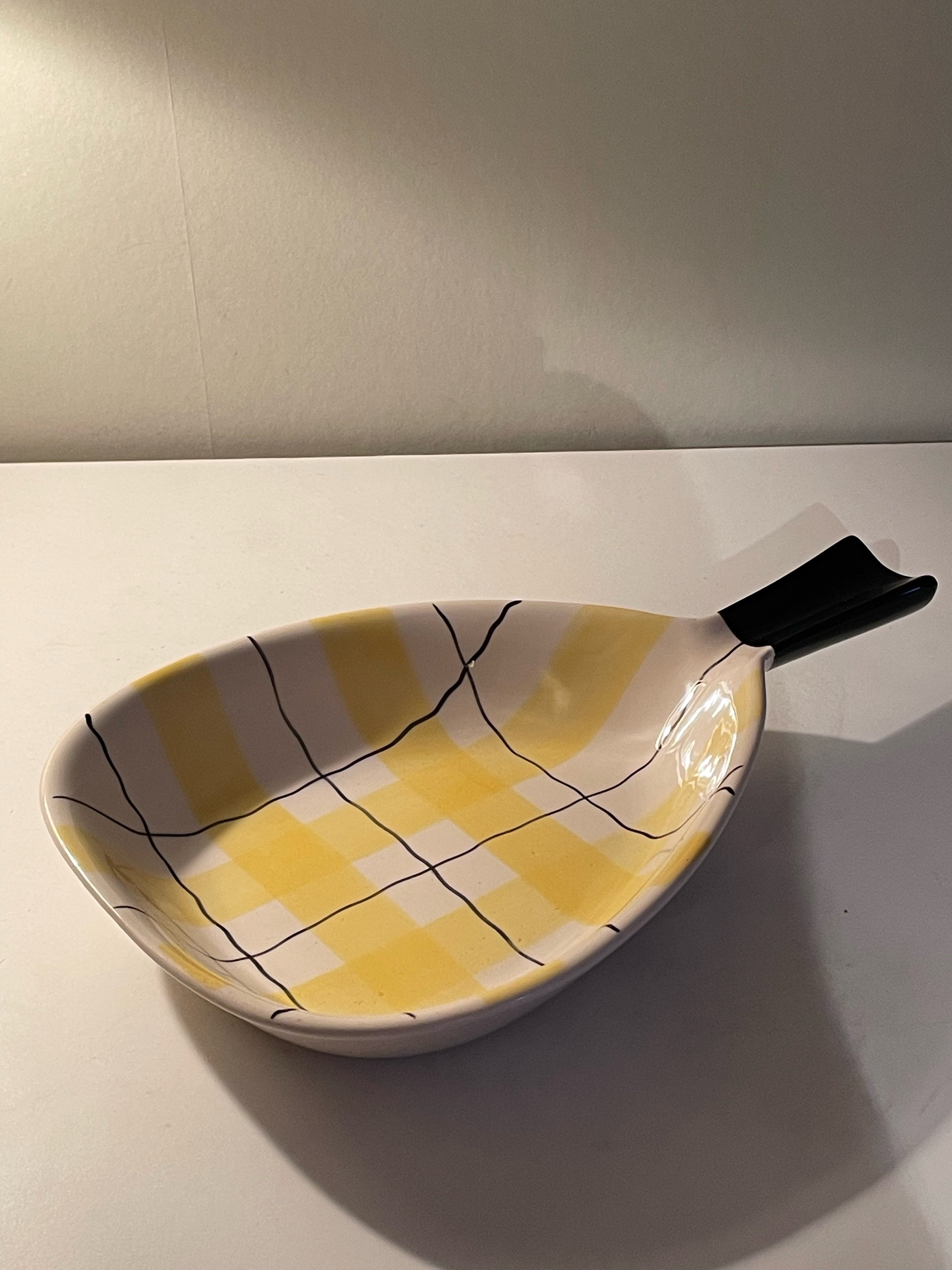 Vacker vintage eldfast form från JIE keramik 1960/70 tal.