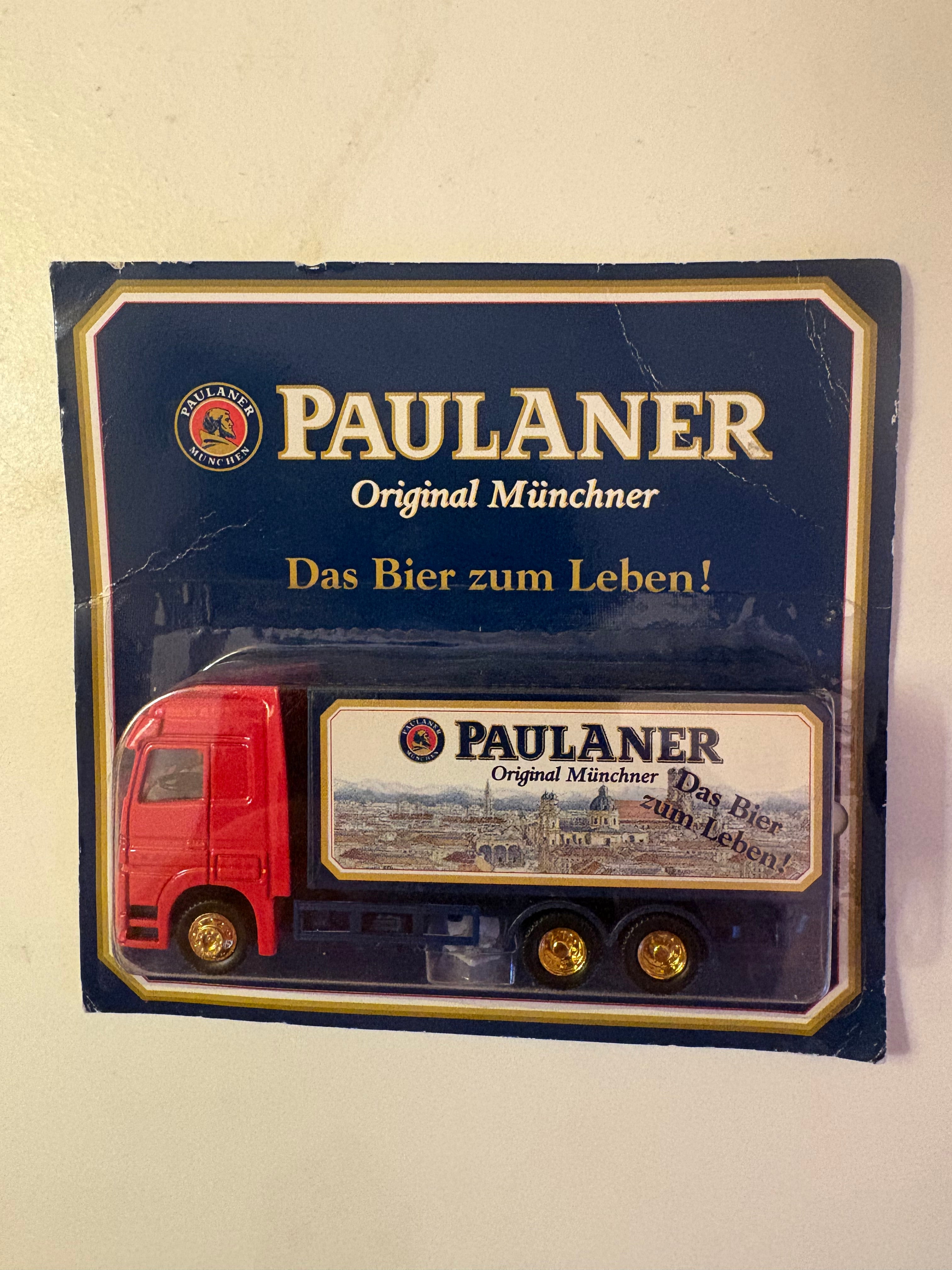 Öl lastbil, Leksakslastbil original Munchen Das Bier Zum  Leben ” Paulaner” i förpackning.