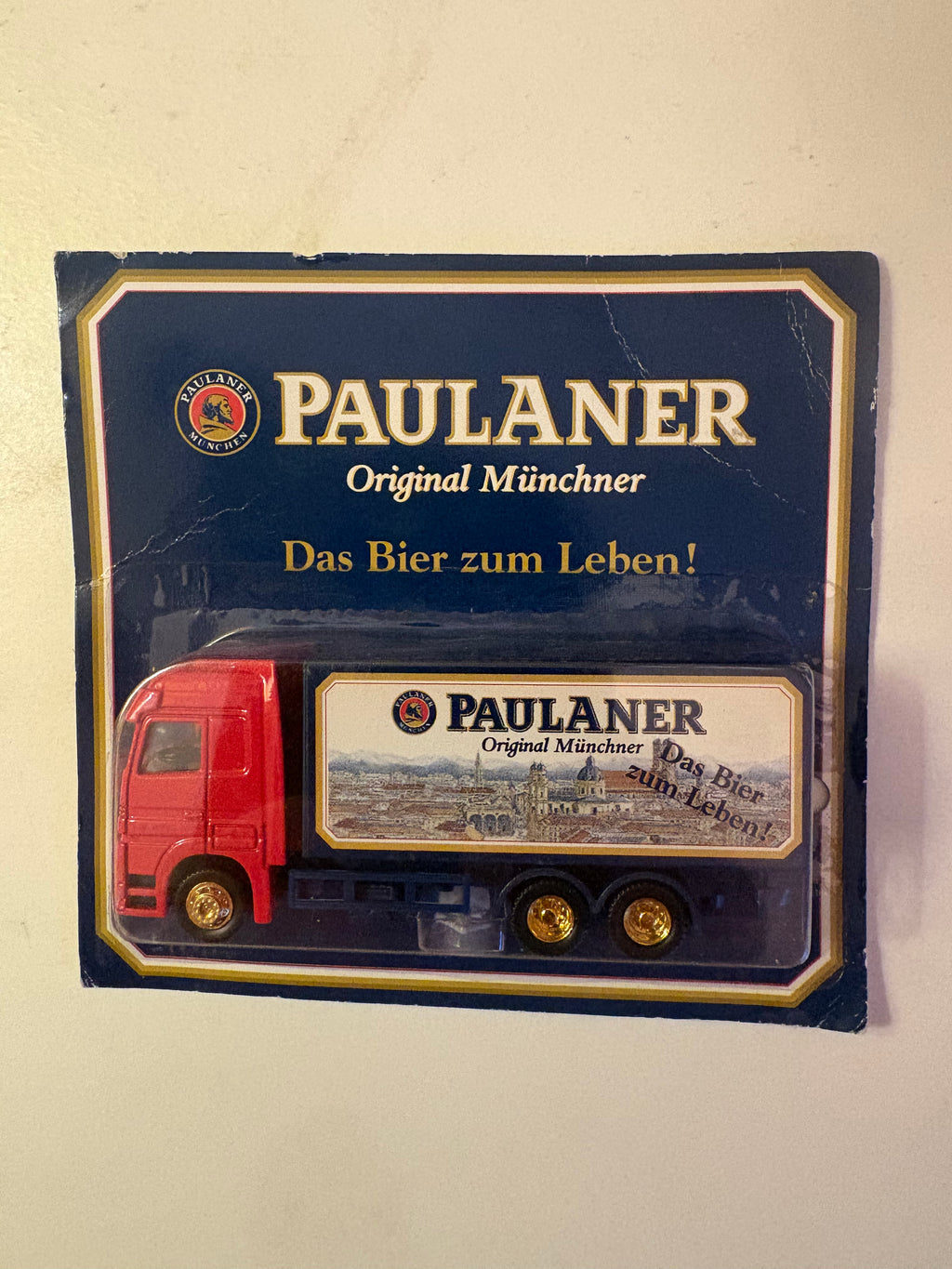 Öl lastbil, Leksakslastbil original Munchen Das Bier Zum  Leben ” Paulaner” i förpackning.
